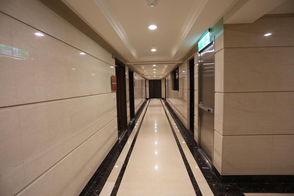 晶城青年旅館 4F Taipei Extérieur photo
